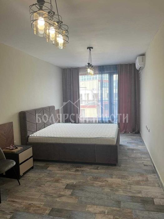 Дава се под наем Двустаен апартамент в Велико Търново, Център - 60 кв.м за 384 € - Снимка #2