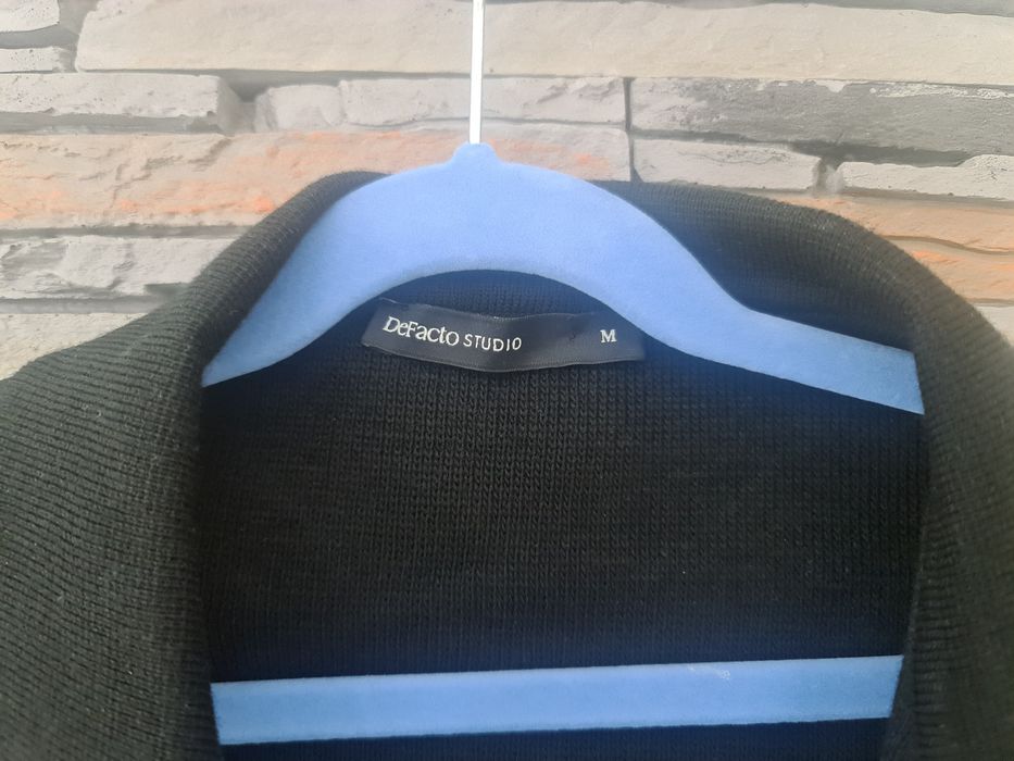 Vând camasa/cardigan