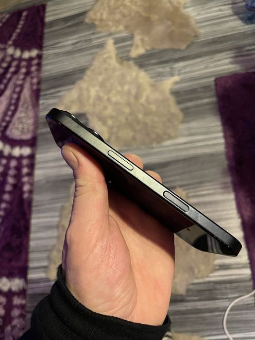 Vand iphone 16 de 256gb la cutie