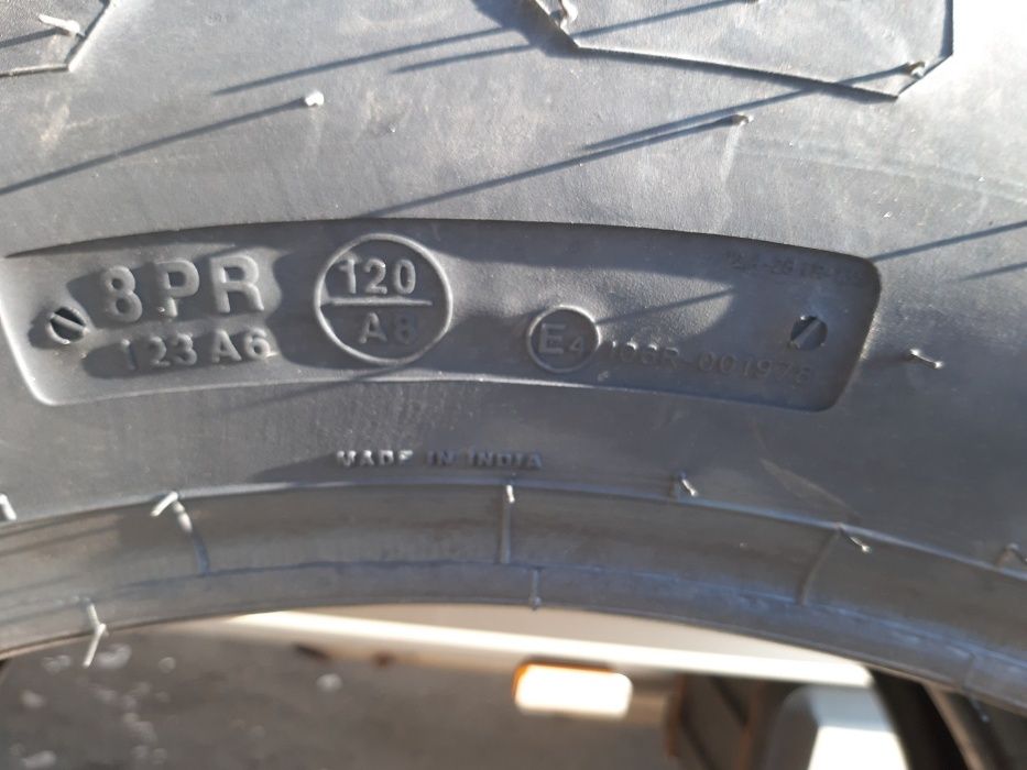 Anvelope noi agricole de tractor 12.4-28 BKT Cauciucuri cu 8PR