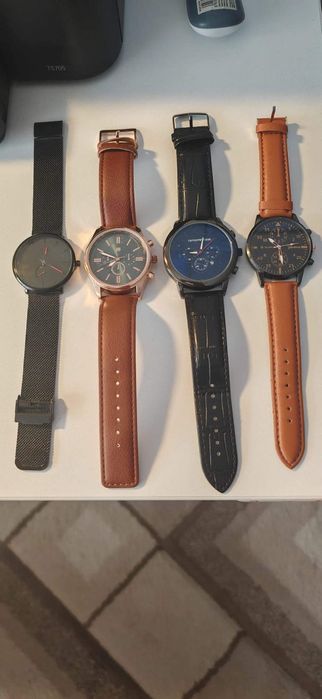 Ceasuri de mana cu baterie