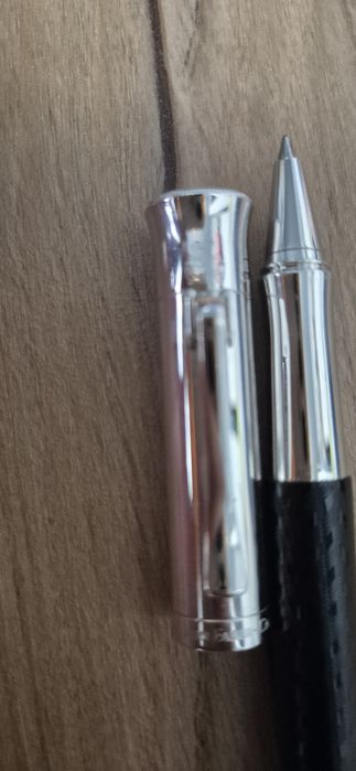 Pix Roller Graf von Faber-Castell colecția Guilloche, Negru/Argintiu
