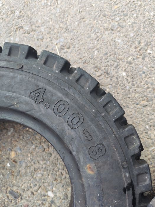 Cauciuc plin 4.00-8 pentru motostivuitoare sau utilaje  ,trei bucăți
