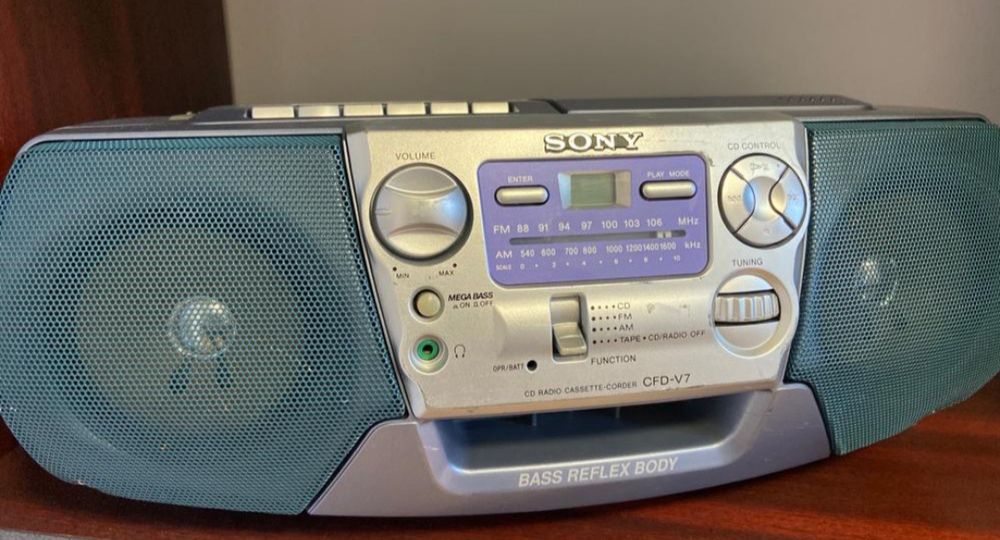 Sony-CFD-V7 (radio-cas.&CD), stare estetica și funcționala buna..