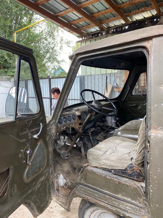 Продам УАЗик 83 год