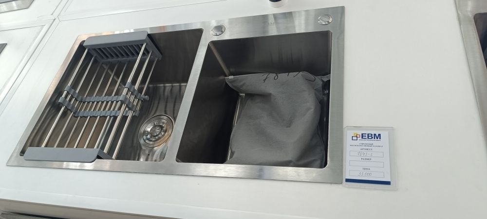 Стильная мойка со смесителем