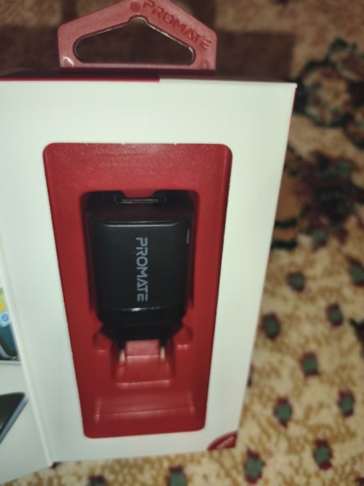 Adaptor pentru priză