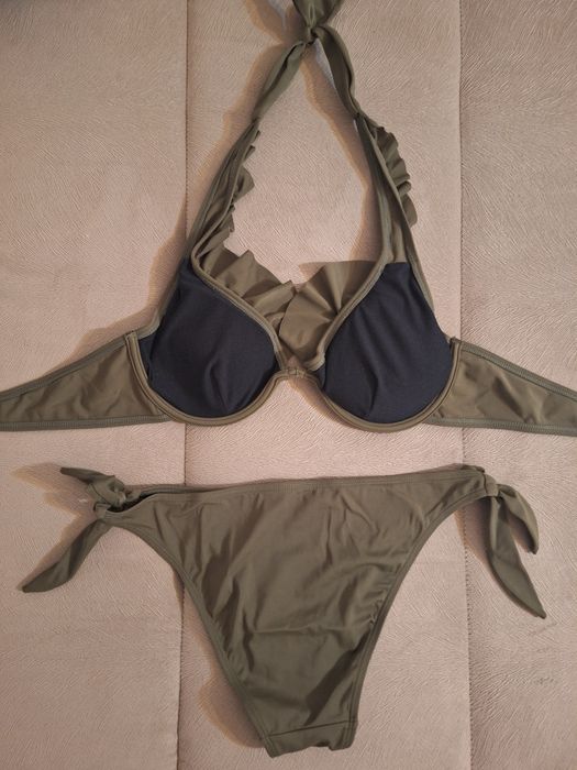 Costum baie,nou,cu eticheta,S