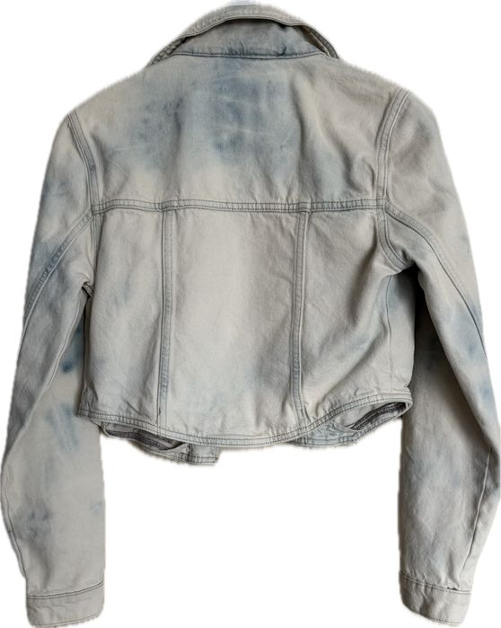 Ефектно дънково яке Stradivarius