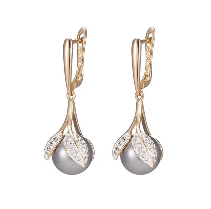 Cercei Luxury Perlă Gri – Placati Aur 18k – Cadoul Perfect pentru EA