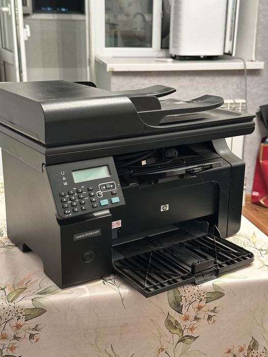 Принтер hp б/у в отличном состоянии