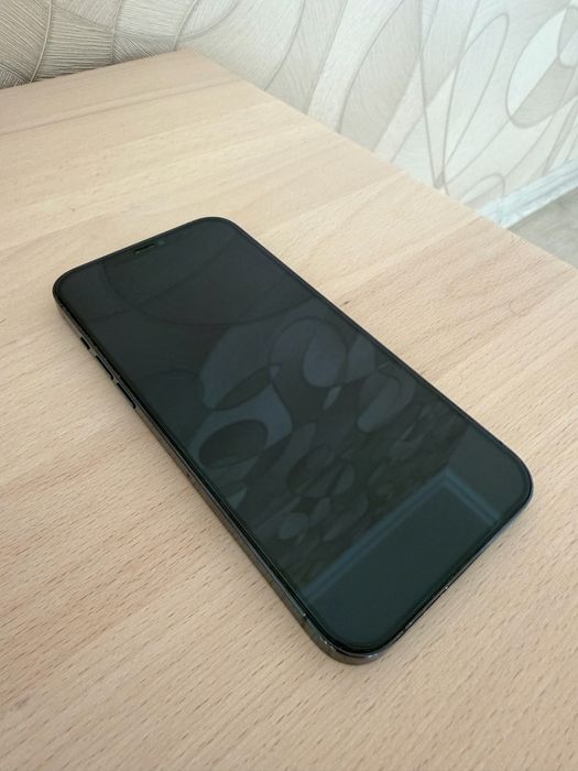 Продам айфон 12 про макс 128 гб