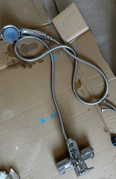 Baterii Grohe chiuvetă + Ideal Standard cadă/duș – stare foarte bună