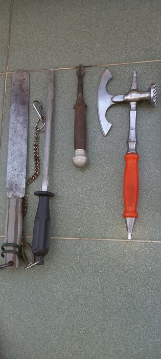 Ножове-войнишки ,ловни