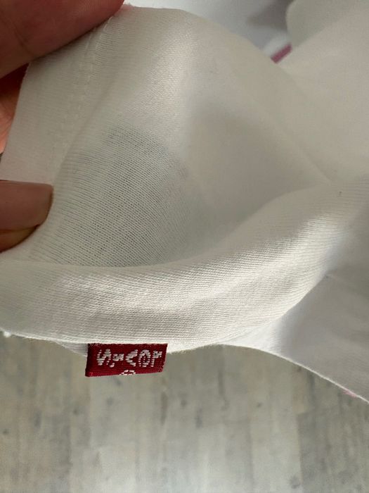 Тениска Levis с щампа