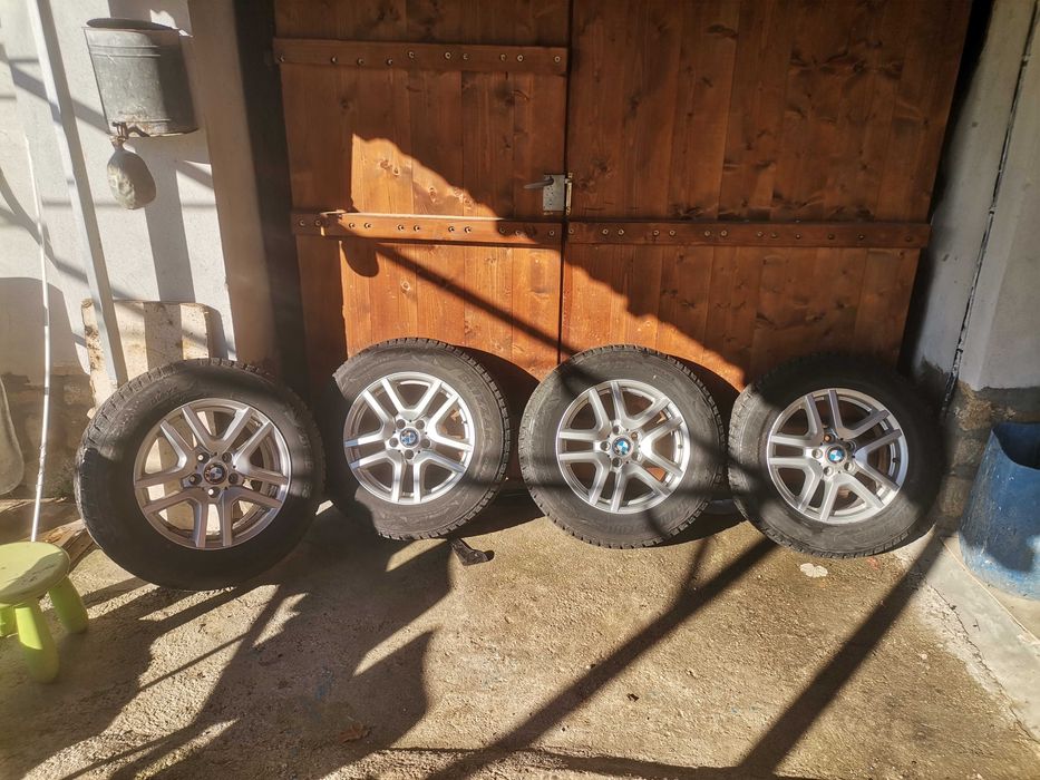 Комплект гуми и джанти за БМВ Х5