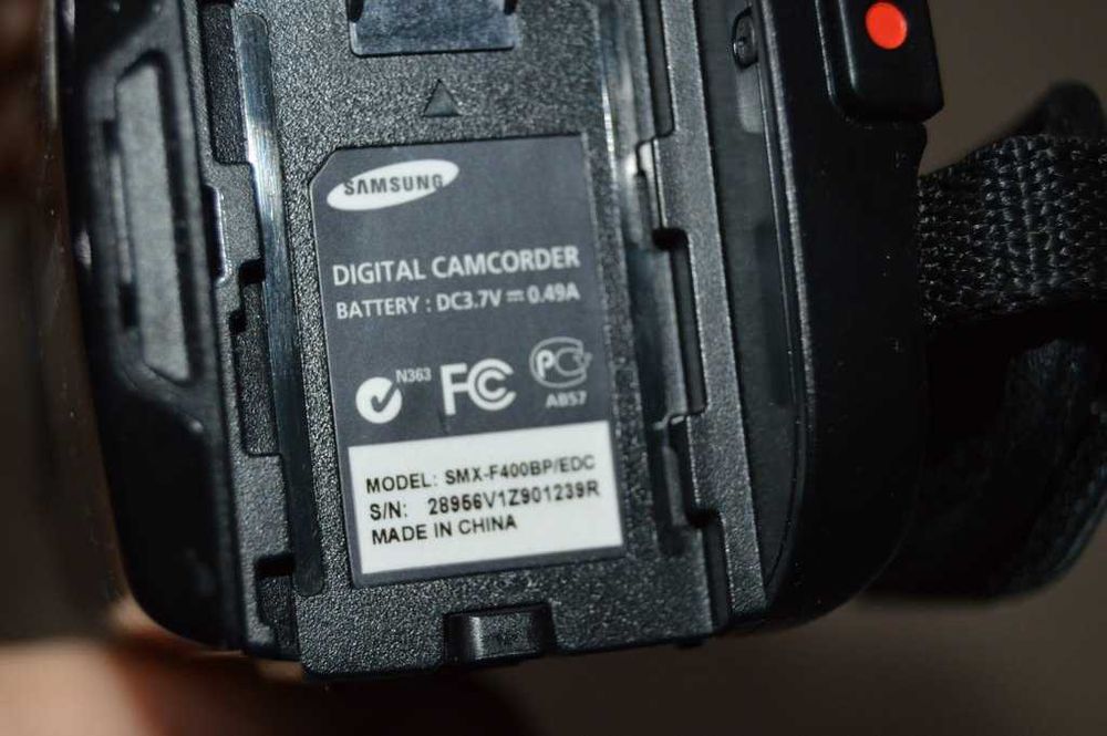 Samsung SMX-F400BP/EDC camera video digitala compacta