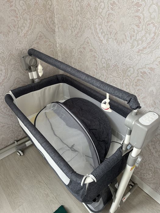 Манеж-кровать Asomy в идеальном состаяние