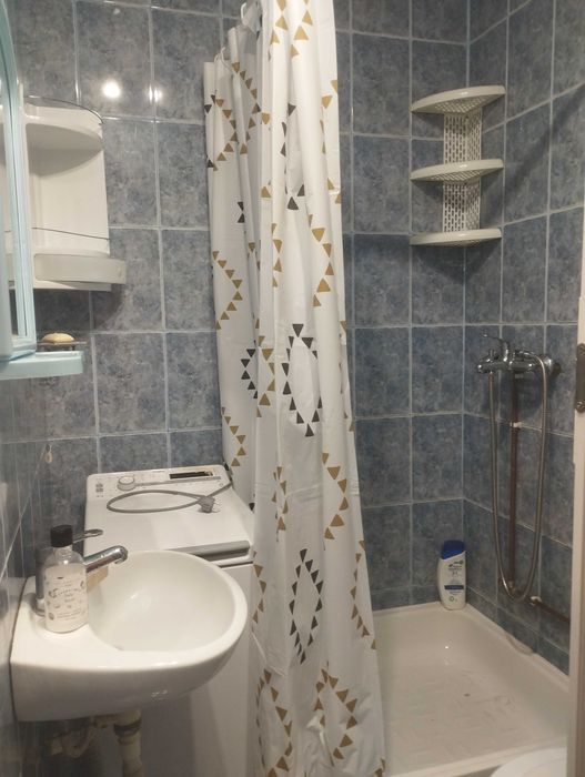 Garsoniera de închiriat
