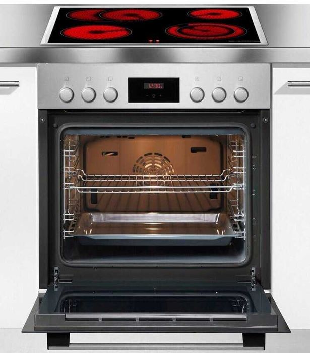 Фурна за вграждане BOSCH HEF133BS1 +стъклокерамичен плот