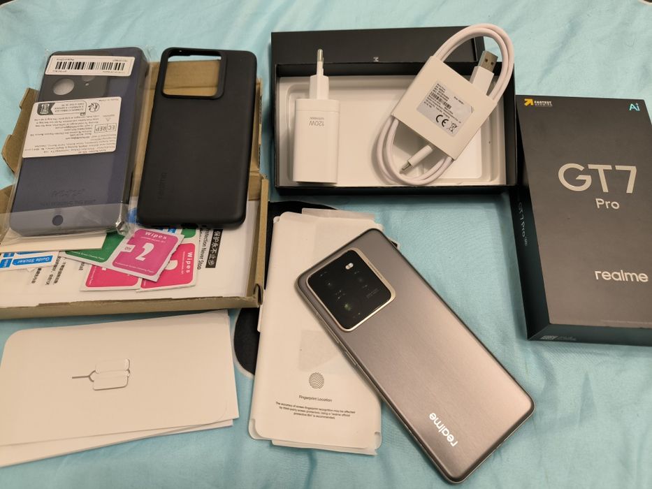 V/S Realme GT7 pro 512/12 impecabil 10/10