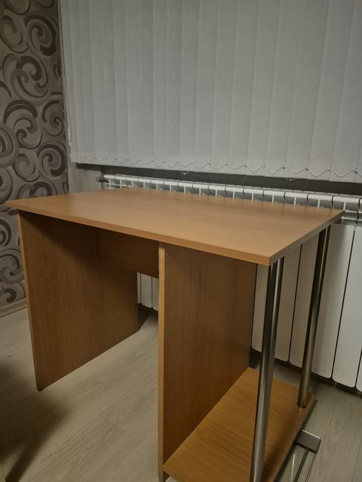 Кафяво бюро /Бюро