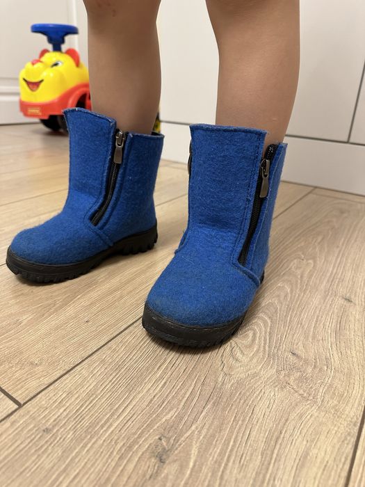 Детские зимние сапожки