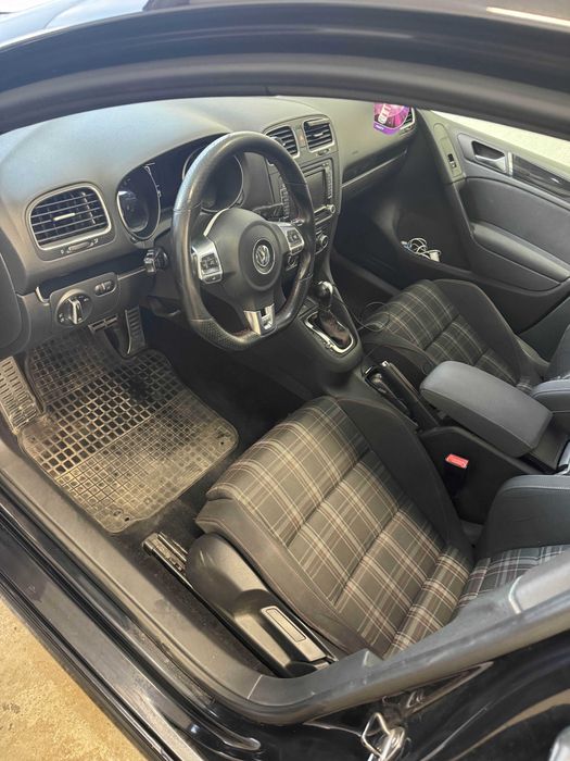 Golf 6 GTI DSG 2.0 tsi 2010 Numere roșii