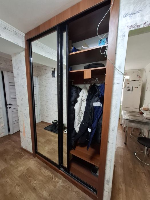 Шкаф-купе отдам даром