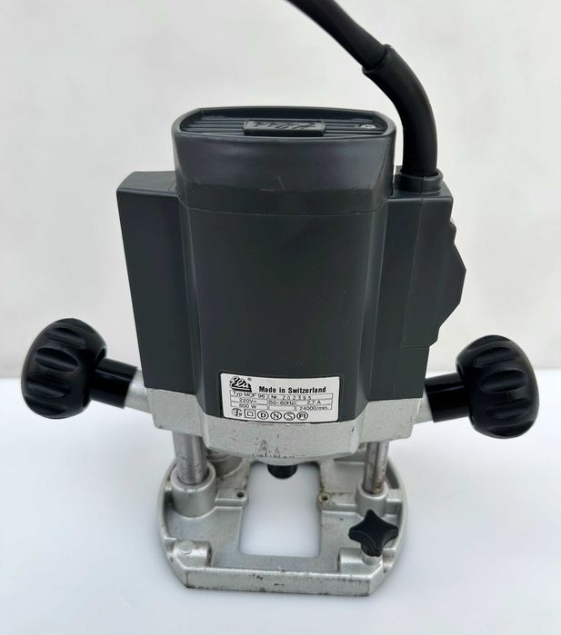 ELU MOF 96 - Оберфреза 600W