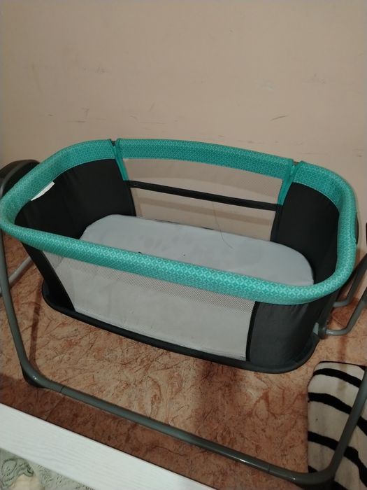 Детская кроватка, шезлонг, конверт