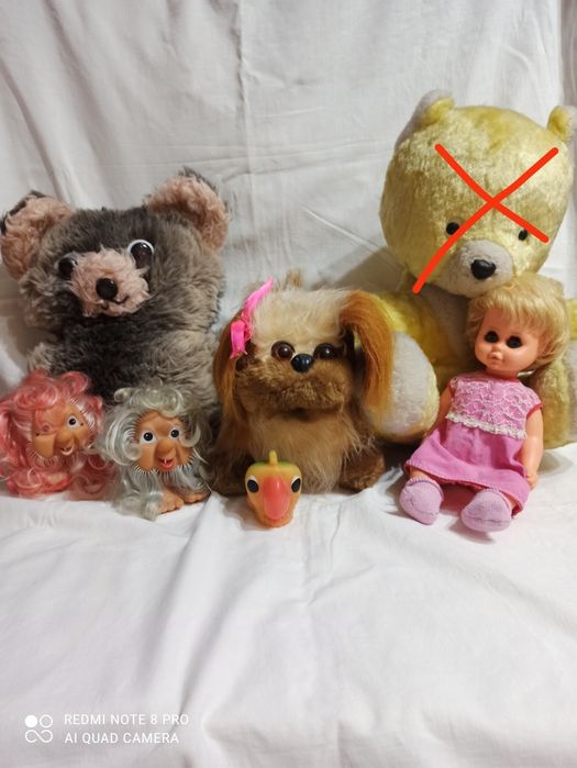 Разные советские игрушки.