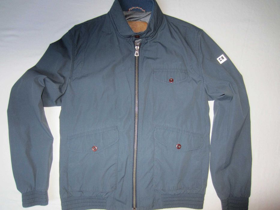 Geaca primavara Boss Orange, model Orrson-W, masura L 85%poliester+15%Elasthan,lipsa gluga, stare f. buna