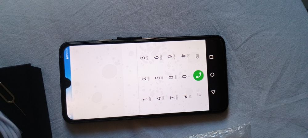 24 Смартфон  16 Gb/ 1 T Snapdragon 888 / 5G