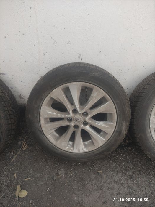 225/55/18 Алфард