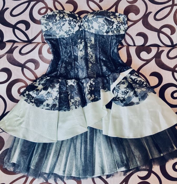 Rochie de seara, scurta, corset