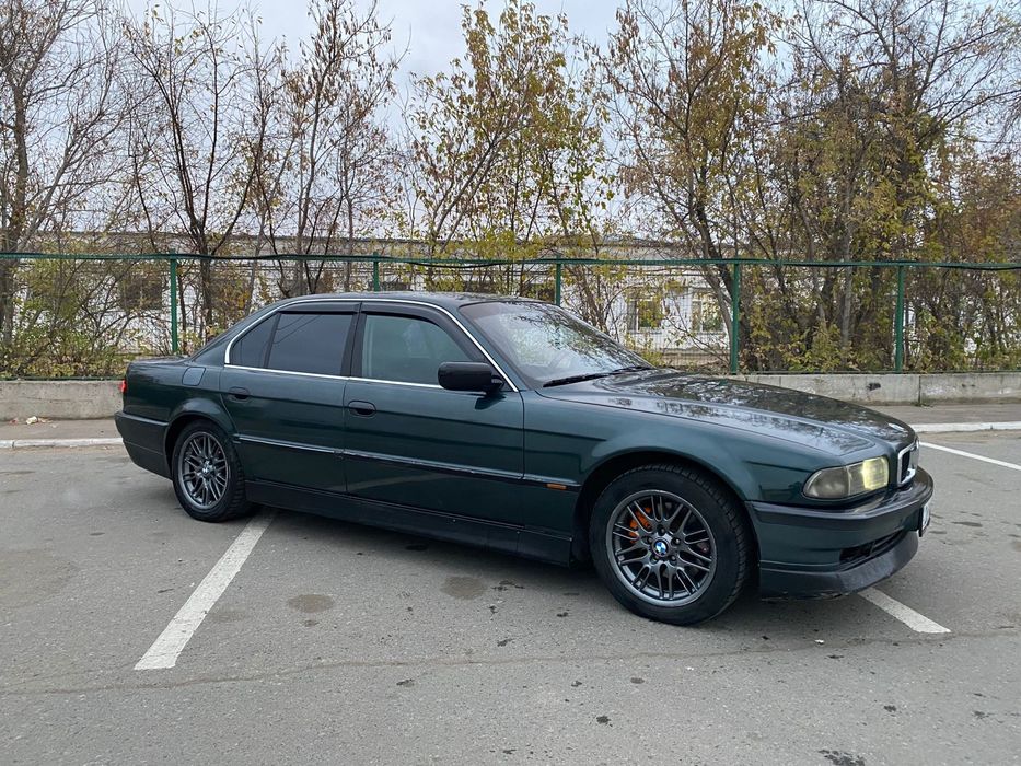 продам БМВ е 38  на ходу