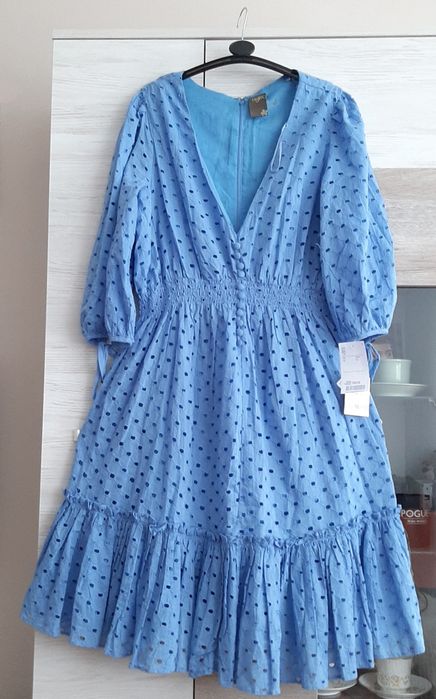 Нов,нежен и ефектен гащеризон и Плътна рокля