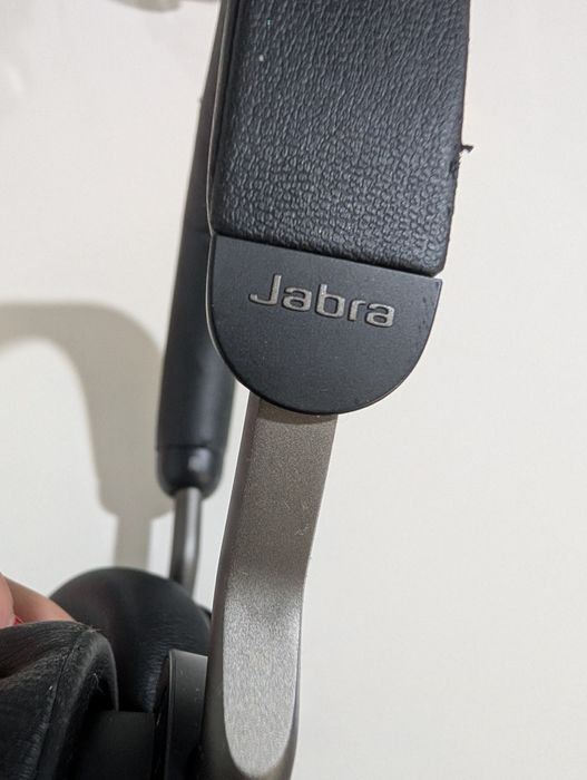 Căști Jabra dar nu funcționează nicrofonul