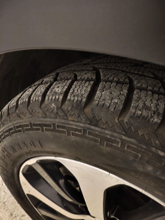 4бр. Зимни гуми Dynamo 235/60/18