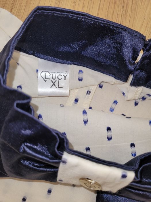 Елегантна блуза на Lucy