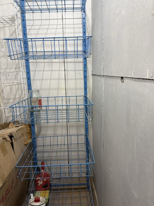 Продам стелаж для чипсов