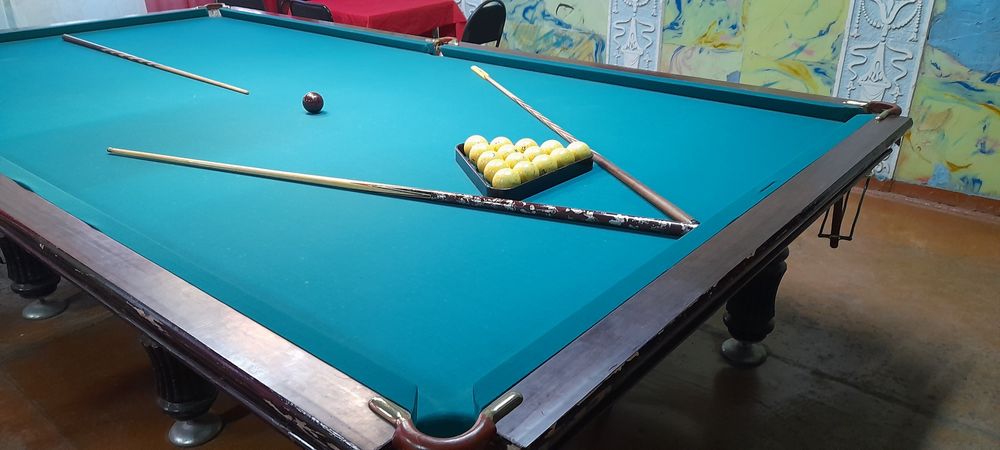 Продам бильярдный стол