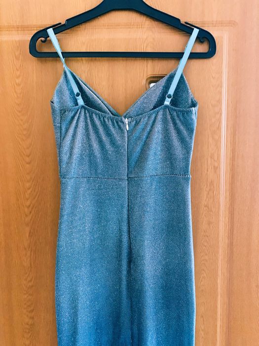 Ефектна рокля Елегантна дълга рокля с брокат