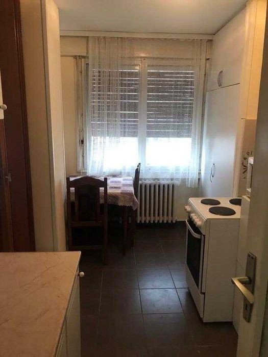 Дава се под наем Двустаен апартамент в Пловдив, Кършияка - 59 кв.м за 224.4 € - Снимка #3