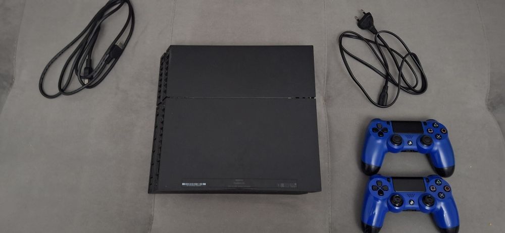 Плейстейшн 4 Fat