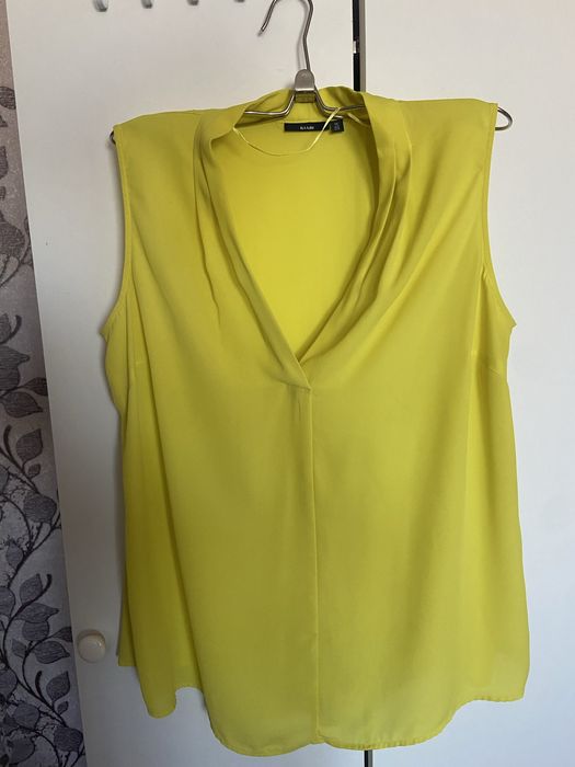 Продаю блузко женские