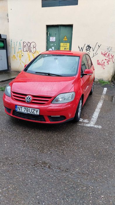 Golf 5plus roșu de vanzare