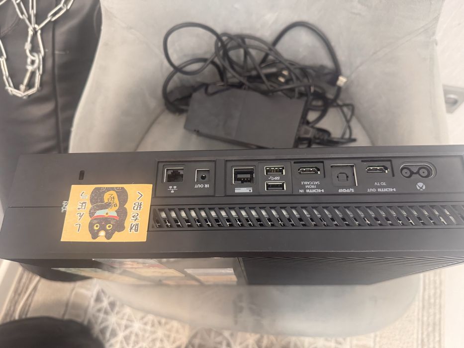 Xbox one 500gb идеальный