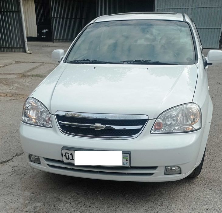 Lacetti, 1.8, АКПП, белого цвета, 2011 год, первые руки